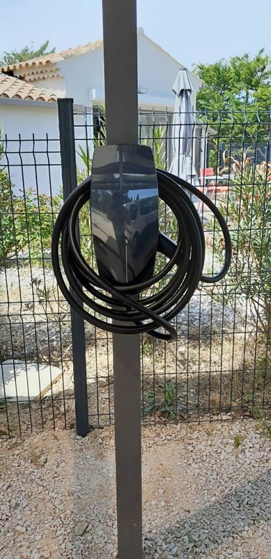 installation borne Tesla wallbox Aix-En-Provence